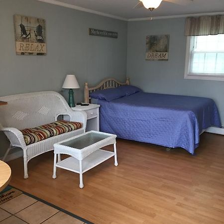 Sandcastle Inn & Motel Олд Орчард Бийч Стая снимка